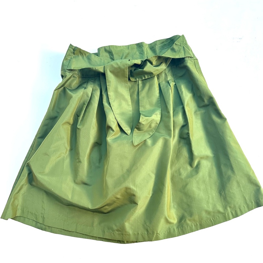 NWT Velvet 100% Silk Taffeta Elegant Green Women's Flared Skirt Anthropologie, L
